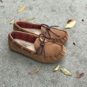 ugg ryder moccasins